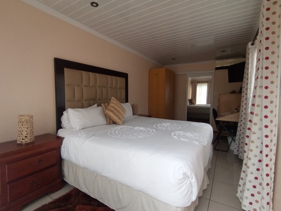 14 Bedroom Property for Sale in Haven Hills Eastern Cape